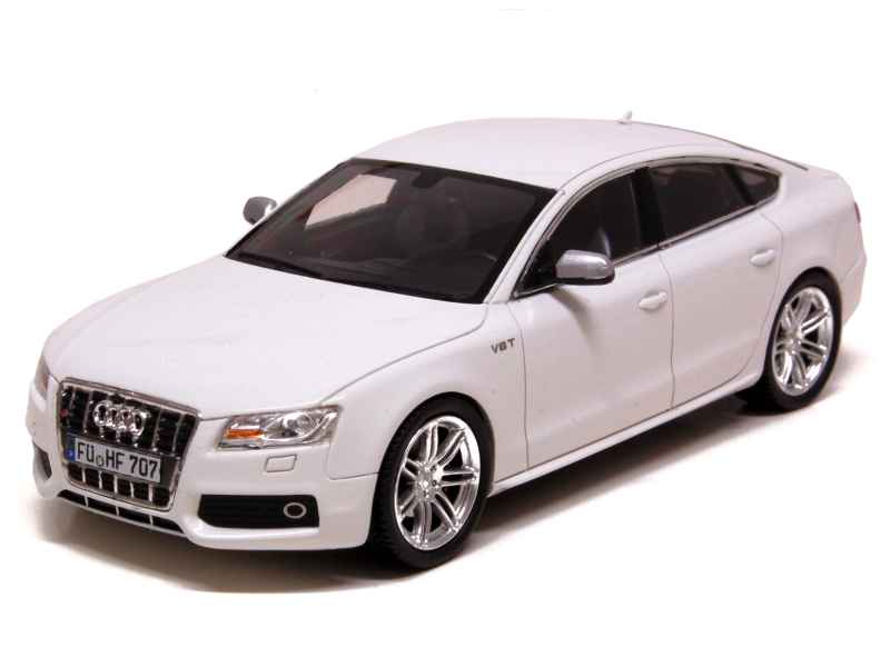 68784 Audi S5 Sportback 2010