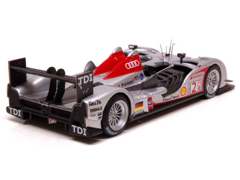 68821 Audi R15 TDi Sebring 2009