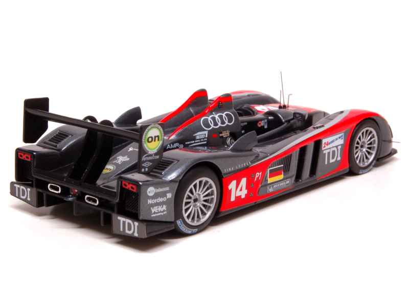 68822 Audi R10 TDi Le Mans 2009