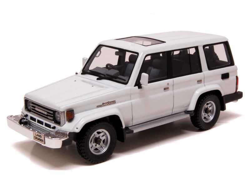 68908 Toyota Land Cruiser 70 ZX 1990