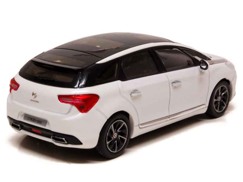 68990 Citro&euml;n DS5 2011