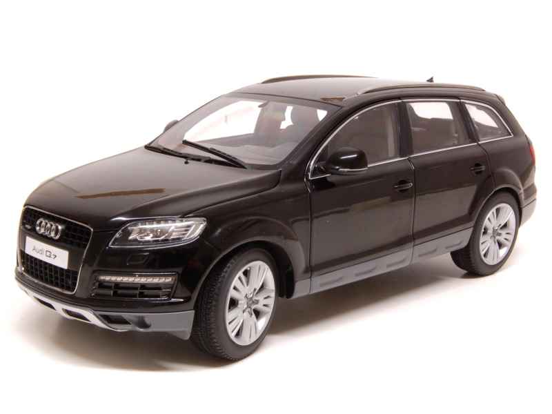 Audi - Q7 2010 - Kyosho - 1/18 - Autos Miniatures Tacot