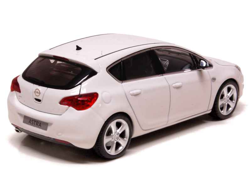 69242 Opel Astra J 5 Doors 2010