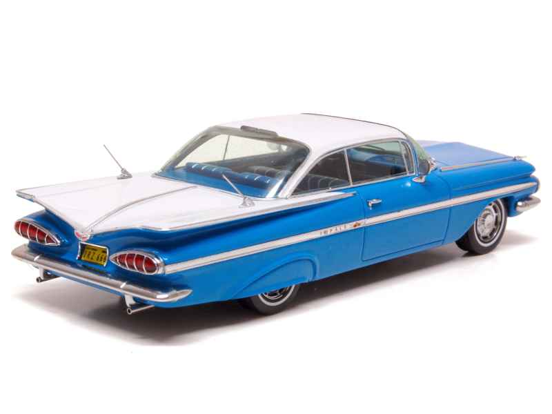 Spark 1/43 - Chevrolet Impala Cabriolet 1959 - Bleu - Modèle Résine - Collection