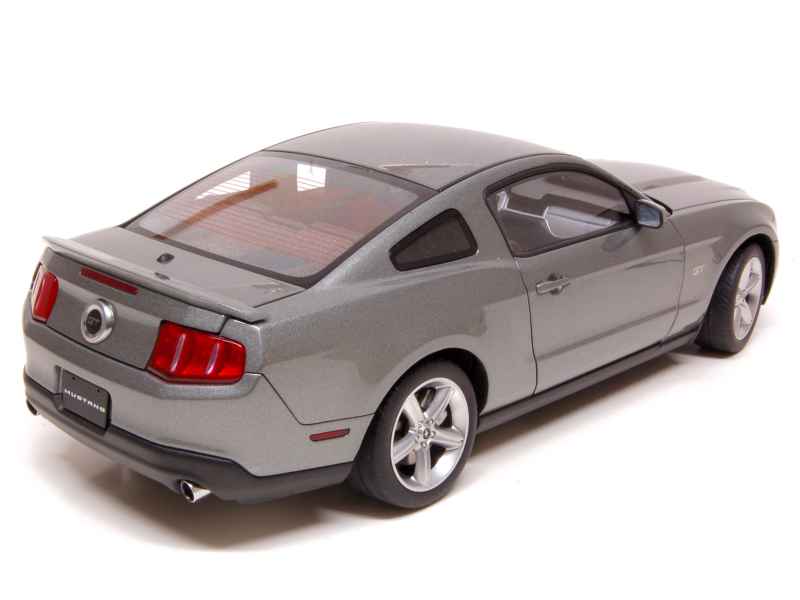69318 Ford Mustang GT 2010