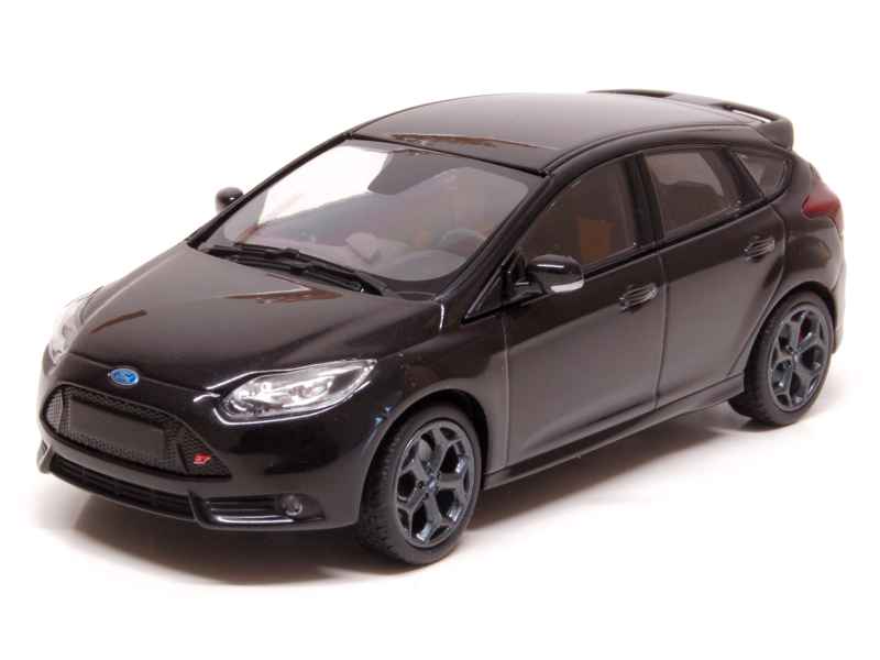 Ford Focus ST 2012 black (Minichamps) 1:43