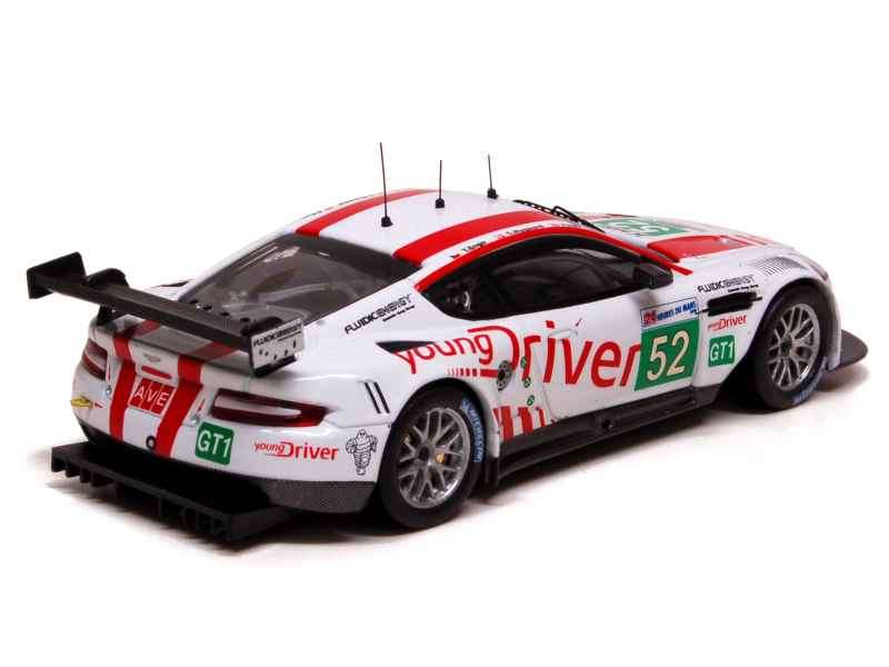69789 Aston Martin DBR9 Le Mans 2010
