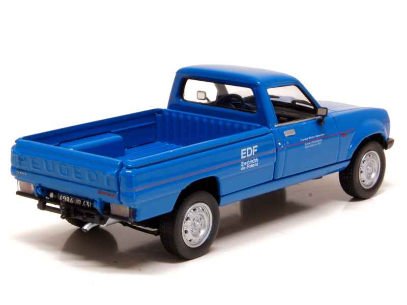 Miniature Peugeot 504 Dangel Pick-Up – Norev 1/43 – Blanche – NEUVE