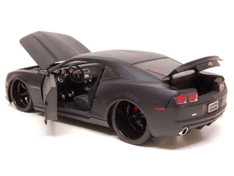 Camaro SS 2010 format 1/24 20 cm x 8.5 cm voiture en métal bleu Jada