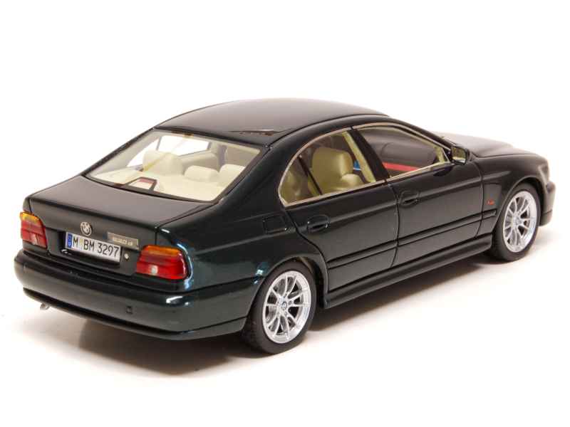 70452 BMW 530d/ E39 2002