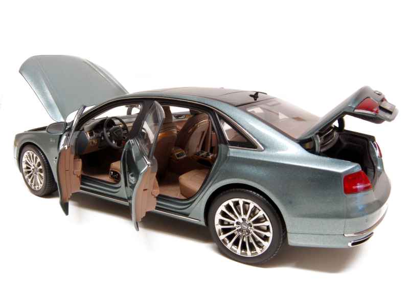 70506 Audi A8 L W12 2010