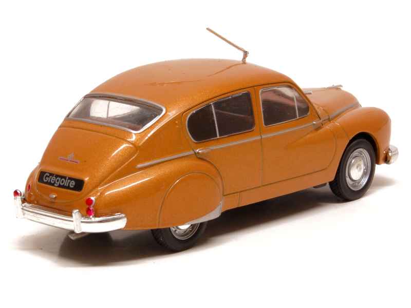 Kit Métal monté Idem Hotchkiss Anjou cabriolet 1952 1/43