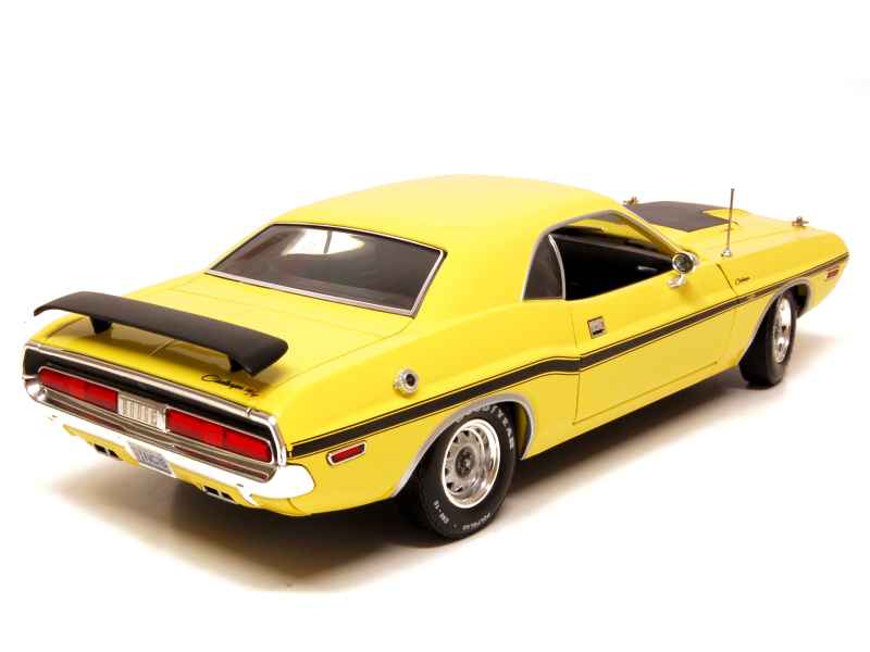 70654 Dodge Challenger NCIS 1970