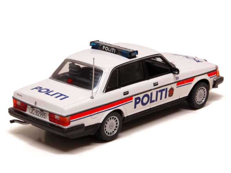 70721 Volvo 240 GL Police 1986