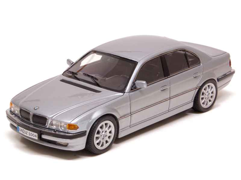 Bmw e38 1 43