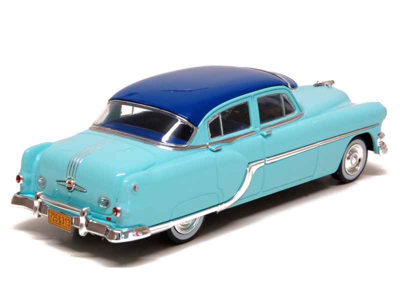 70754 Pontiac Chieftain 1954