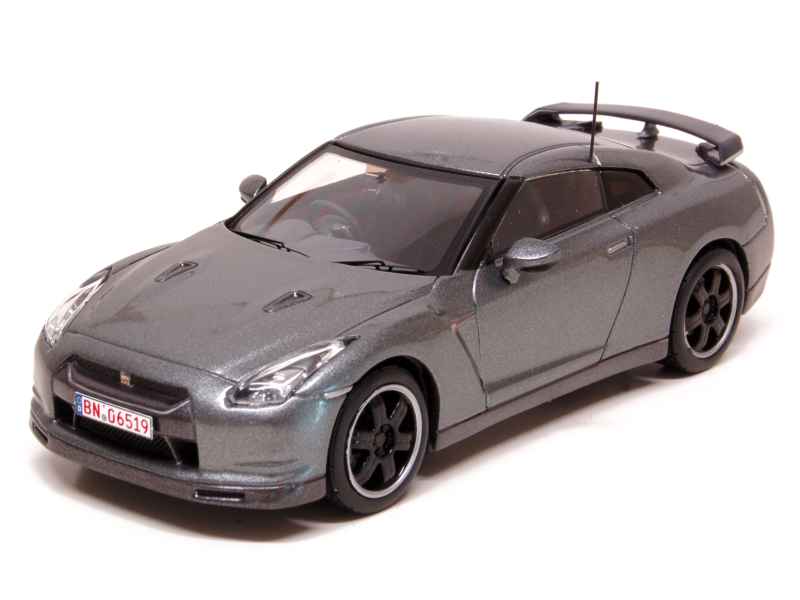 Nissan GT-R posts 7:29 lap time at Nürburgring