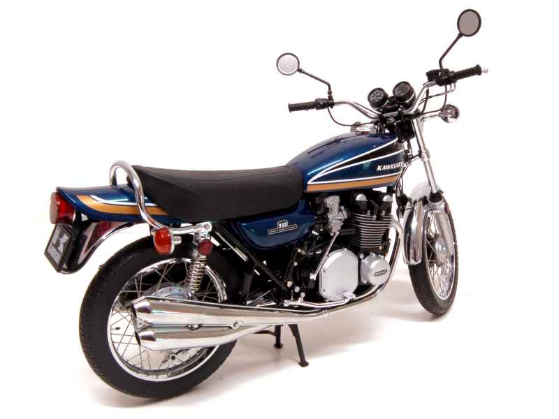 Kawasaki - 900 Super Four Z1 1973 - AUTOart - 1/6 - Autos