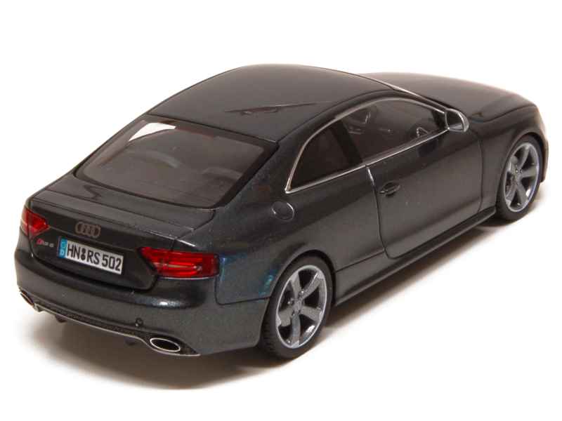 70853 Audi RS5 2010
