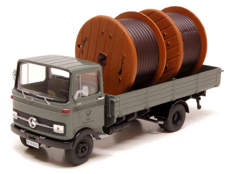 Mercedes Benz LP 608 Porsche Jägermeister Renntransporter 1/43 Premium