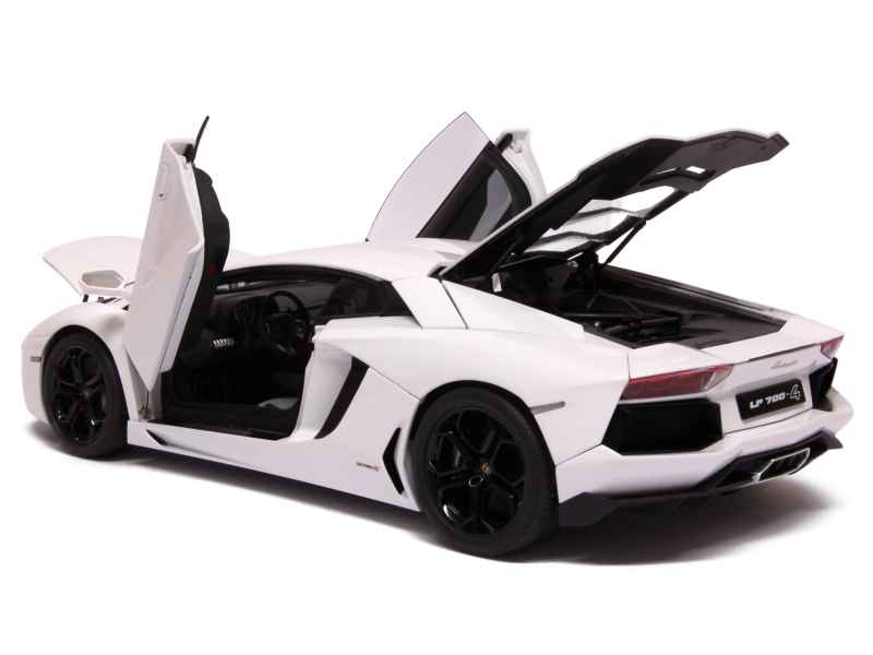 71461 Lamborghini Aventador LP 700-4 2012