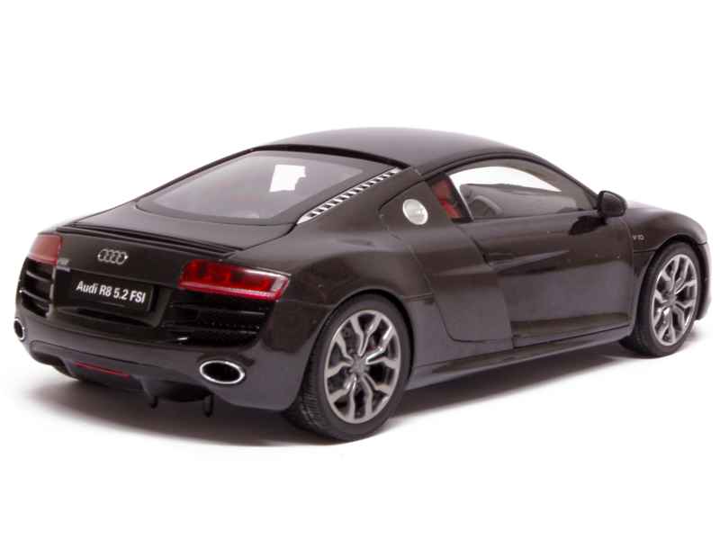72154 Audi R8 5.2 FSI V10 Quattro 2009