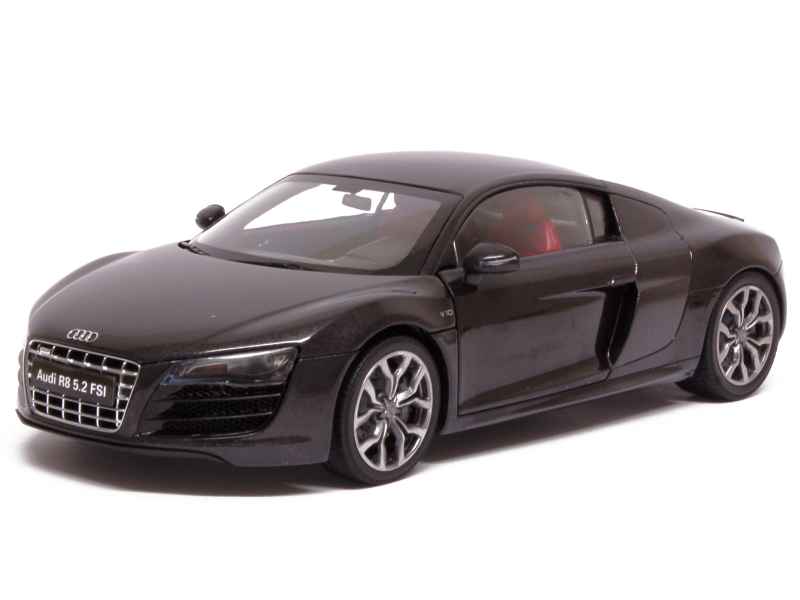 72154 Audi R8 5.2 FSI V10 Quattro 2009