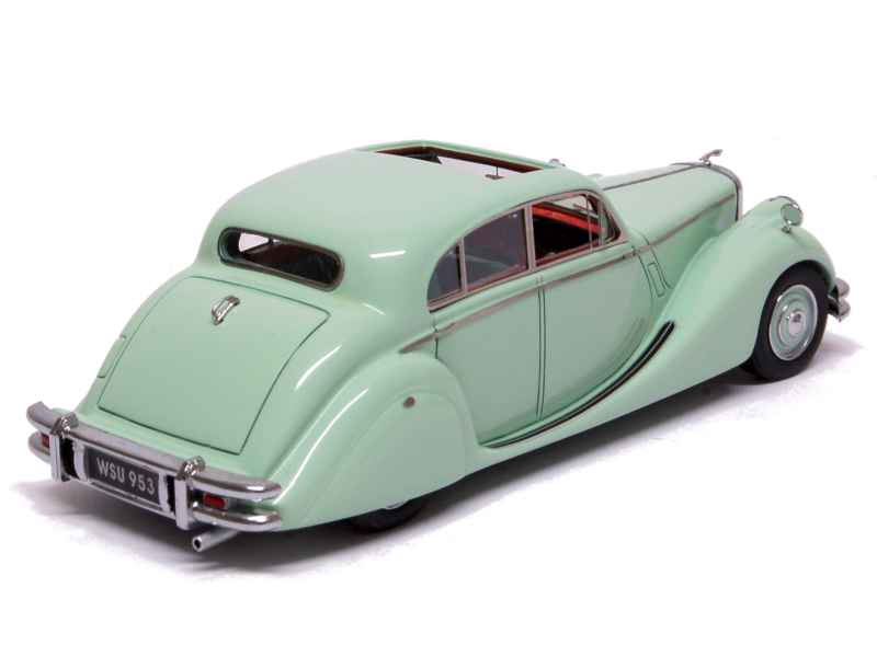 Jaguar MK V gold and black (NEO) 1:43