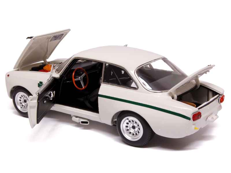 72415 Alfa Romeo GTA 1300 Junior 1972