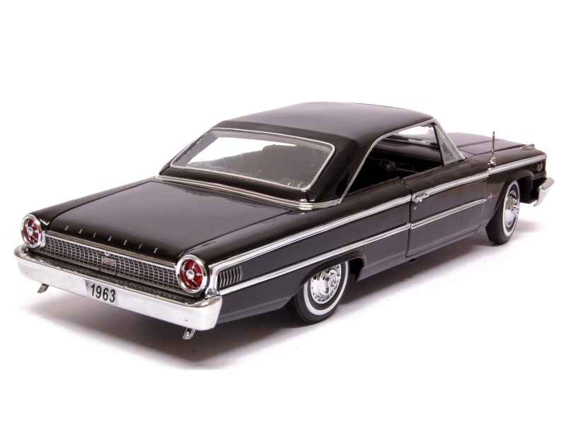 72722 Ford Galaxie 500 XL Hard Top 1963