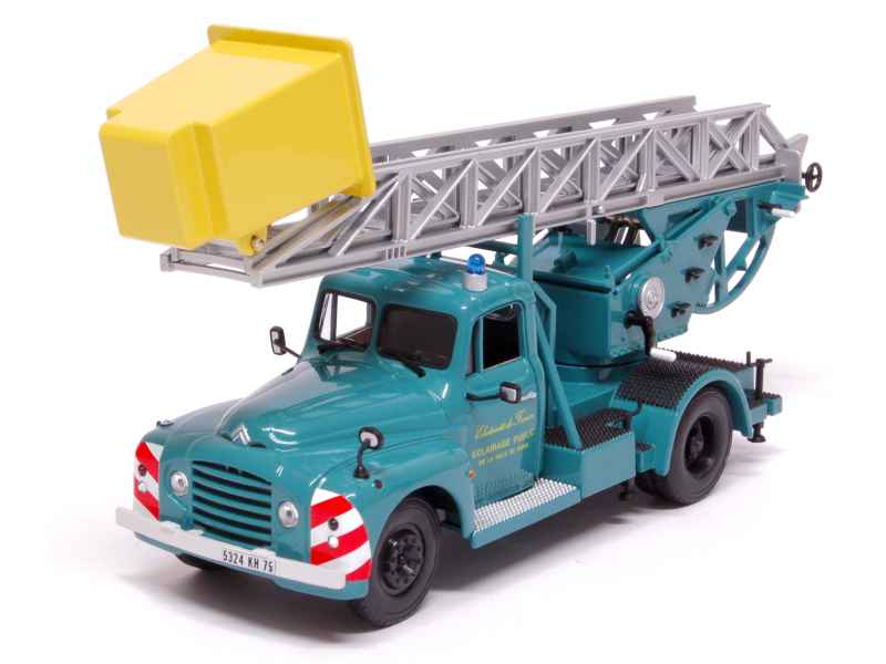 Nouveauté pompiers : Berliet GAK citerne au 1/43 (Norev