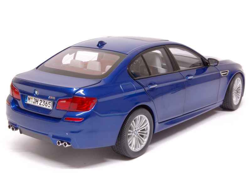 72818 BMW M5/ F10M 2012
