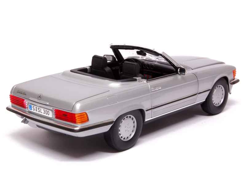 73397 Mercedes 300 SL/ R107 Cabriolet 1986