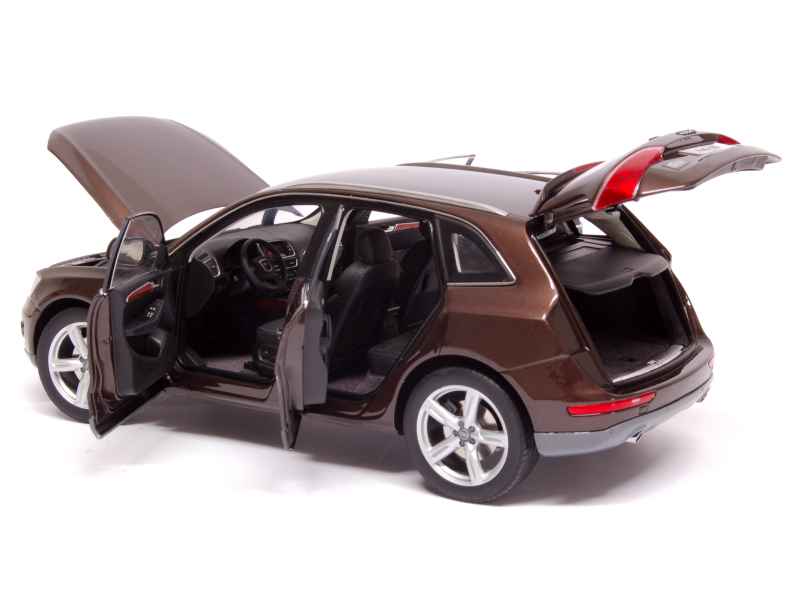 73667 Audi Q5 2008