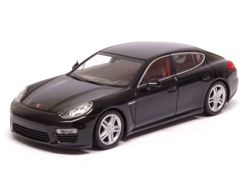 74043 Porsche Panamera Turbo 2013