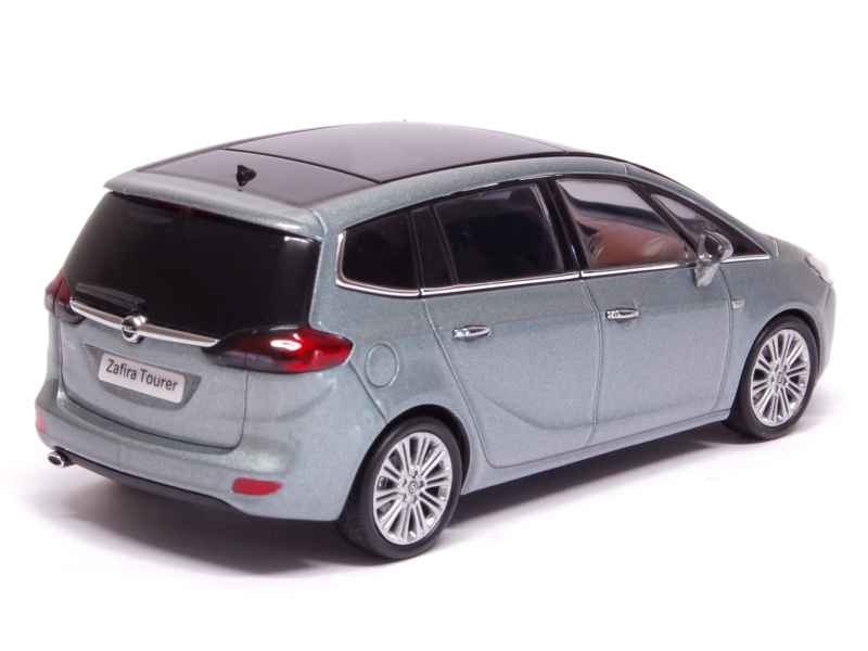 74125 Opel Zafira Tourer C 2013