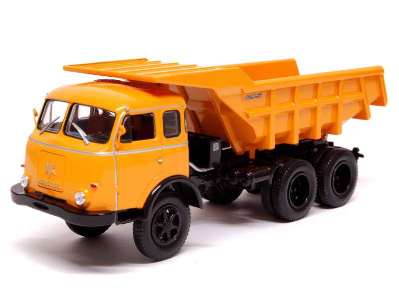 Norev - Henschel HS 3-180 TAK Benne 1956 - 1 43 Norev - Henschel HS 3-180 TAK Benne 1956 - 1 43