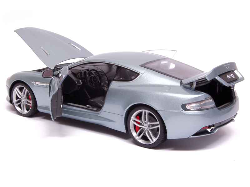 74418 Aston Martin DB9 Coupé 2012