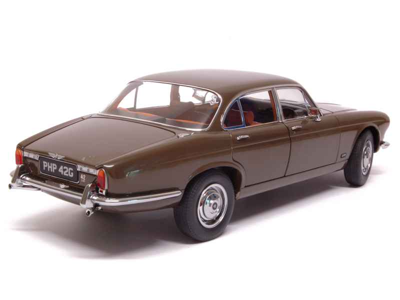 74518 Jaguar XJ6 4.2L 1968