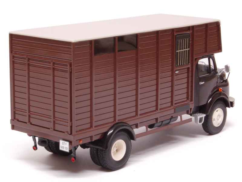 74576 Mercedes L911 Transport de Chevaux