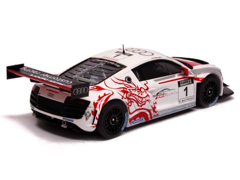 miniature AUDI R8:Offrez vous une miniature AUDI R8 avec Famc