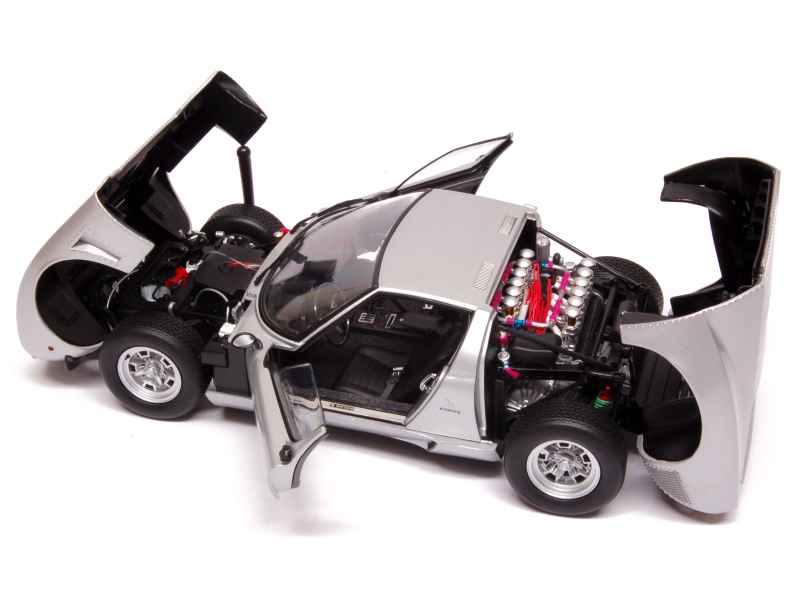 Figurine Nuccio Bertone Échelle 1:18 – Pour Lamborghini Miura Jota Kyosho (SANS Voiture)