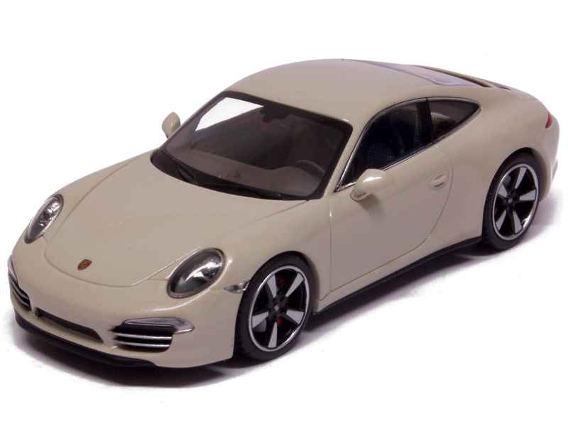 1/43 : La Porsche 911 50th de Minichamps à seulement 24,95 1/43 : La Porsche 911 50th de Minichamps à seulement 24,95