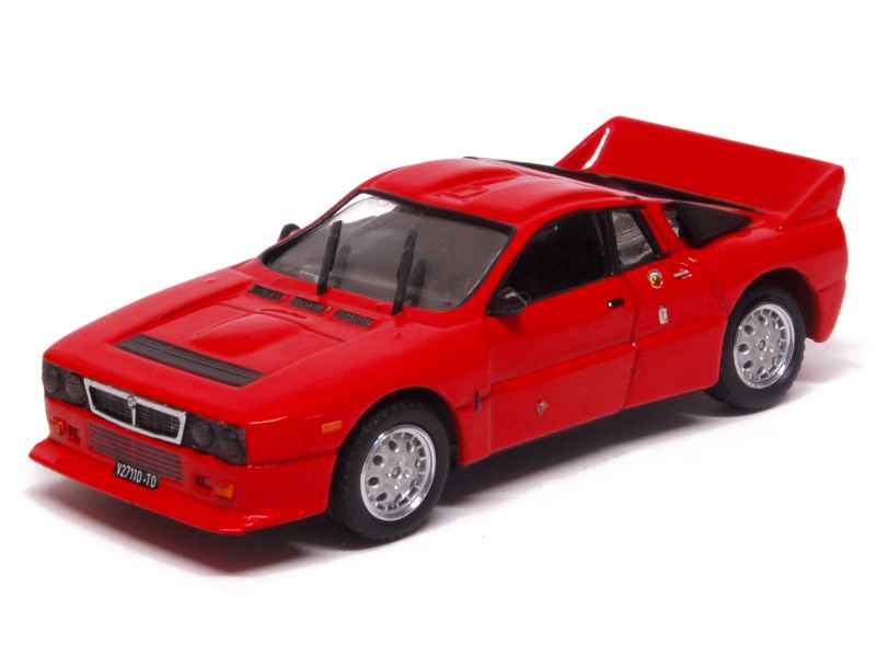 A Lancia 037 Stradale Only Knows Fast and Faster
