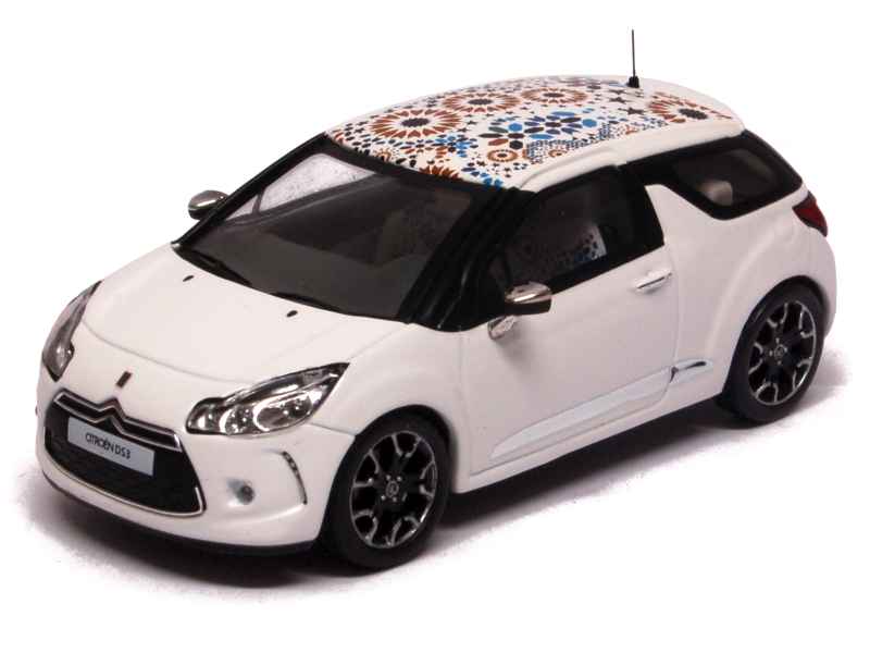 76323 Citroën DS3 Kenzo 2010