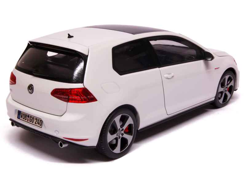 76411 Volkswagen Golf VII GTi 3 Doors 2013