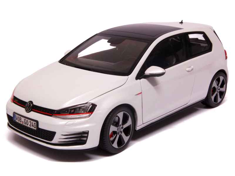 76411 Volkswagen Golf VII GTi 3 Doors 2013