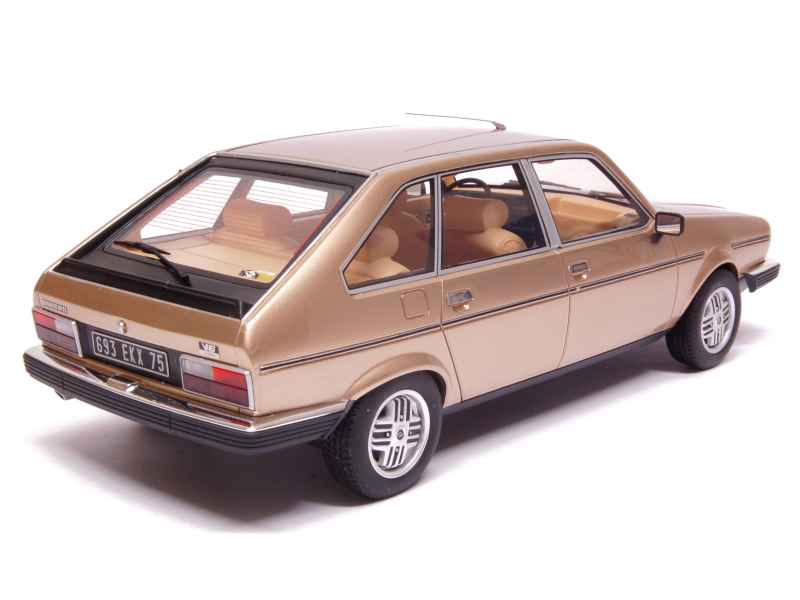 76490 Renault R30 V6 TX 1983