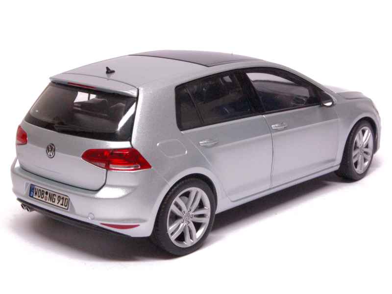 76742 Volkswagen Golf VII 5 Doors 2012