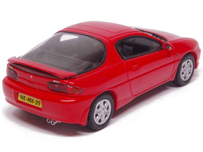Модель Mazda MX 3